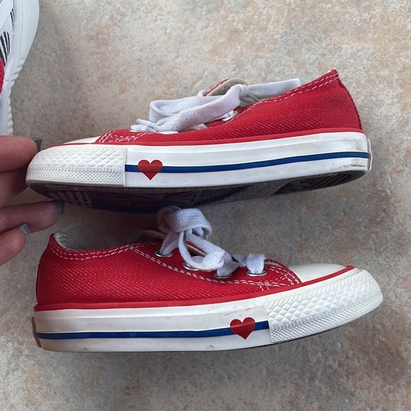 Toddler shoes converse heart / Addidas forta run x Minnie size 6 - Picture 7 of 11